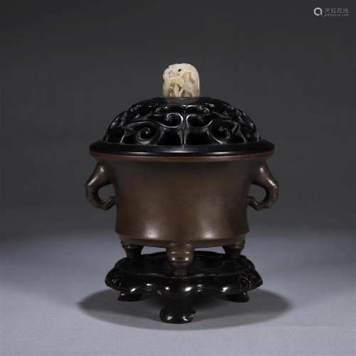 A copper censer with bamboo shaped ears