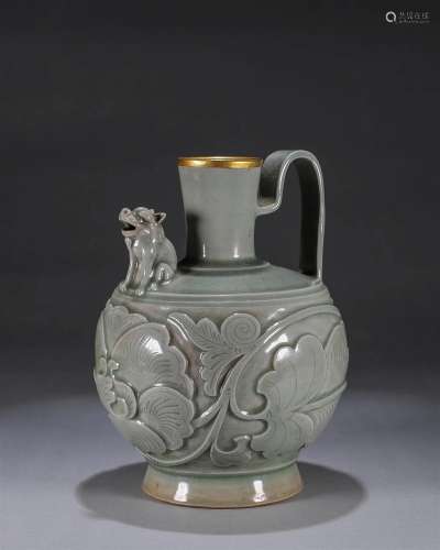 A flower carved Yaozhou kiln porcelain ewer