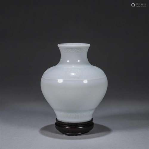A white glaze flower porcelain zun
