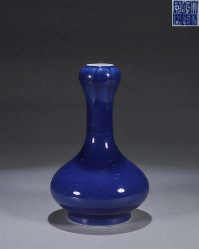 A deep blue glaze porcelain vase