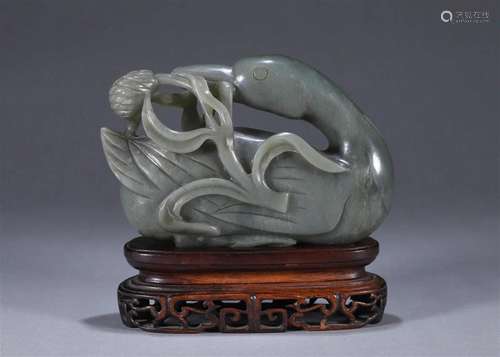 A gray jade goose ornament, Ming dynasty mark