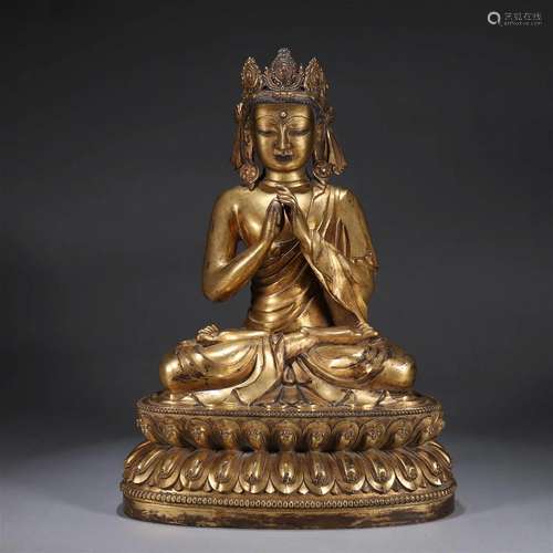 A gilding copper Guanyin statue