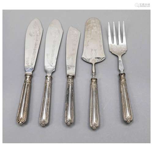 Seven pieces of serving cutlery, 20th