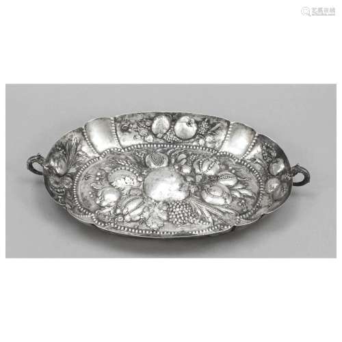 Oval bowl, German, c. 1900, silver 80