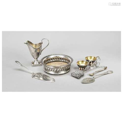 Set of 4 small pieces, 20th century,
