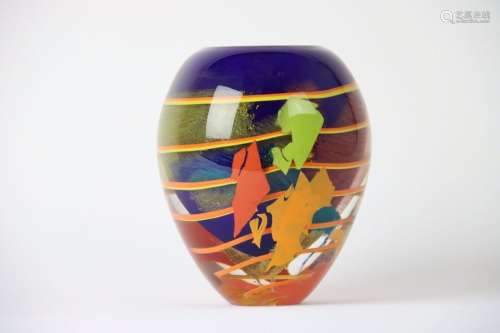 Olivier MALMOUCHE (XXe siècle). Vase en verre translucide mu...