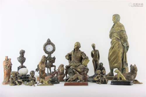Importante réunion de statuettes en bronze du XIXe et XXe si...