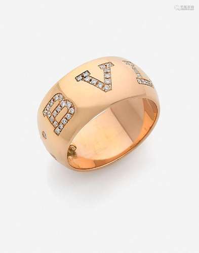 BULGARIBague demi-joncEn or rose 18k, la marque Bulgari sert...