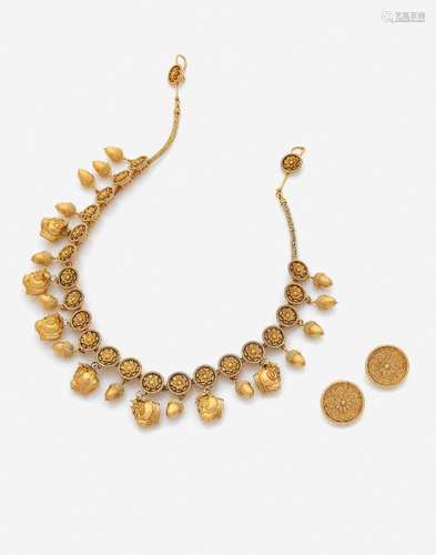 LALAOUNISCollier et paire de clips d'oreillesEn or jaune 18k...