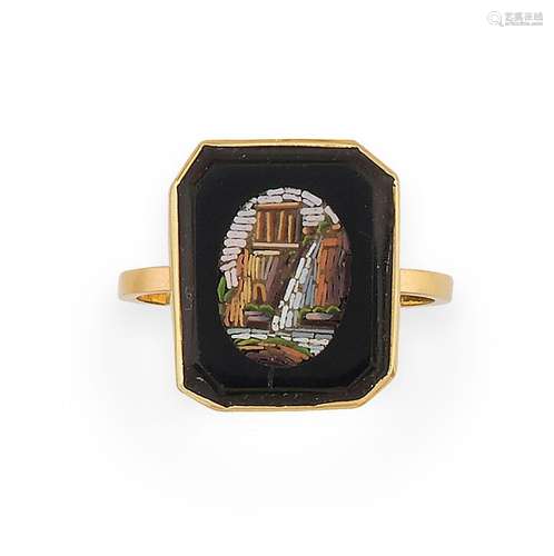 Élément octogonal monté en bague, orné d’une micro-mosaïque ...