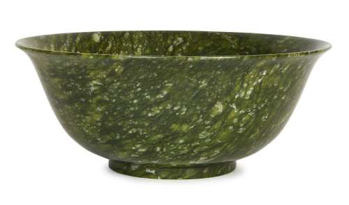 A LARGE CHINESE SPINACH JADE BOWL, QING DYNASTY (1644-1911)