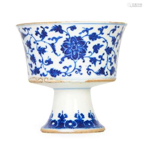 A LARGE CHINESE BLUE & WHITE STEM CUP CHENGHUA FOUR CHAR...