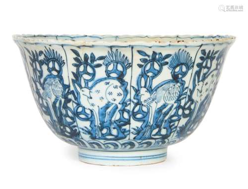 A CHINESE BLUE & WHITE "ANIMAL" BOWL, WANLI PE...