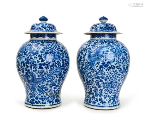 A PAIR OF CHINESE PHENOIX BLUE & WHITE VASES, KANGXI PER...