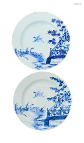 A PAIR OF CHINESE BLUE & WHITE PLATES, QIANLONG (1736-17...