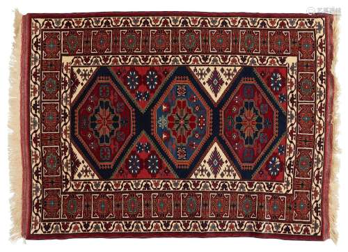 Turkish Shiraz Wool Rug 5' x 3'7"