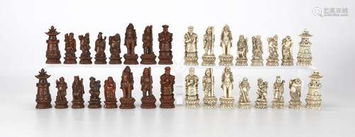 Nigri Italian Resin Chinese Ming Chess Set