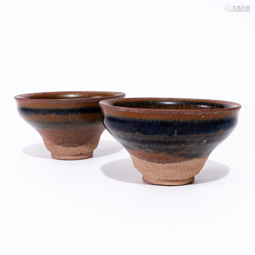 A pair of  Jian ware cup in the Yuan Dynasty