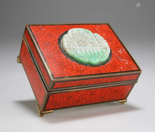 A JAPANESE ENAMEL BOX, EARLY 20TH CENTURY