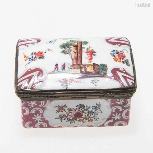 A BILSTON ENAMEL TABLE SNUFF BOX