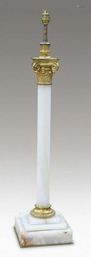 A LARGE ONYX AND GILT-METAL MOUNTED TABLE LAMP, CIRCA 1900