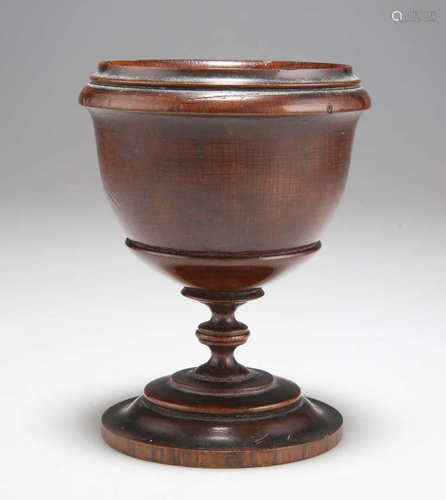 AN 18TH CENTURY TURNED OAK GOBLET