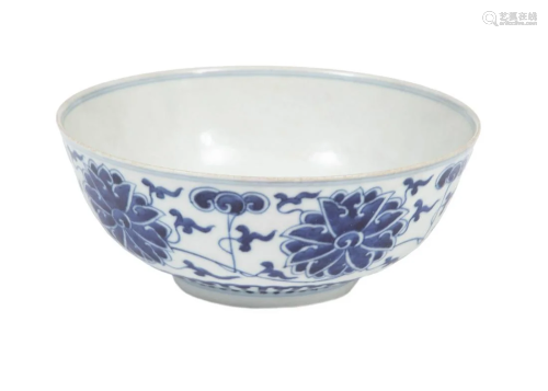 Chinese Blue and White Porcelain 'Lotus' Bowl