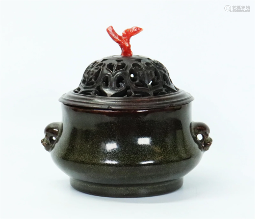 Rare Chinese 19th C Eel Skin Porcelain Censer