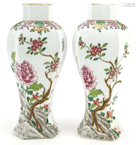 Pair of Chinese porcelain hexagonal vases hand painted in th...