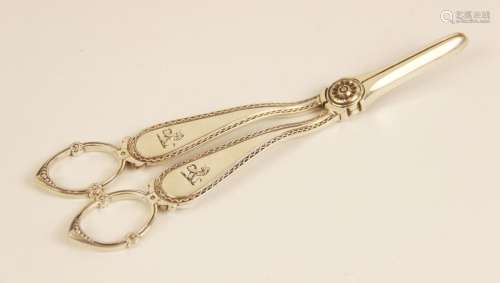 A pair of Victorian silver grape snips, Thomas Prime & S...