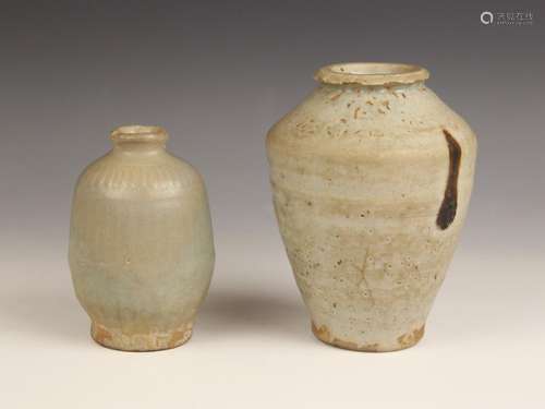 A Thai Sawankhalok celadon glazed vase, 14th/15th century, t...