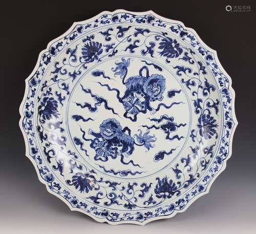 A very large and impressive Chinese porcelain Yongle type bl...