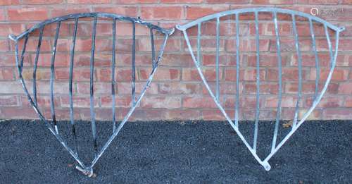 Two 20th century galvanised corner hay racks, 88cm wide (2)