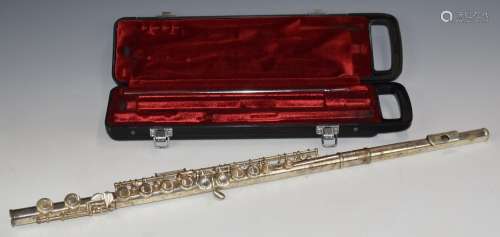 Yamaha YFL211S flute, in original hard case
