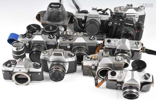 Eleven 35mm SLR cameras including Voigtlander Bessamatic wit...