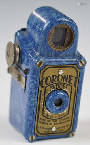 Blue Coronet Midget novelty miniature camera, to suit 16mm f...