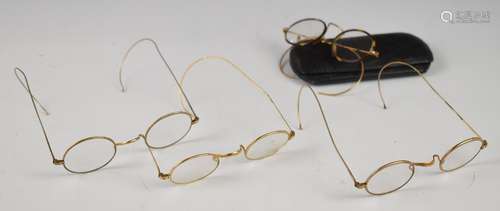 Four pairs of late 19th/ early 20thC vintage gold spectacles...