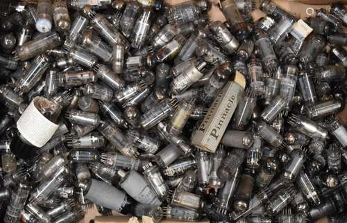 Large collection of mainly smaller vintage electronic valves...