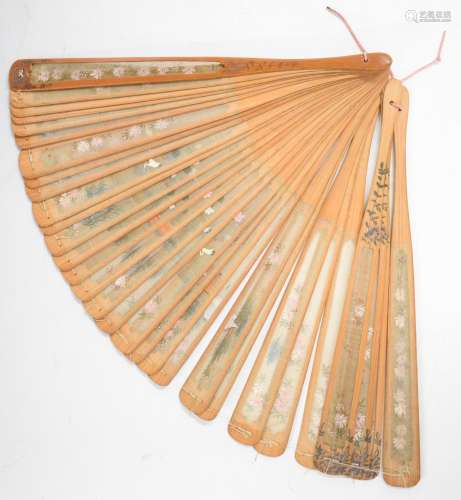 Chinese bamboo and silk fan with flora and fauna decoration,...