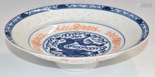 Chinese 19thCpedestal dish with dragon decoration, diameter ...