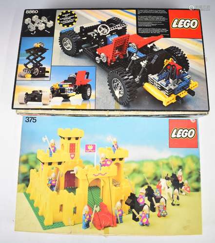 Two Lego model construction sets Castle Building Set, 375, 1...