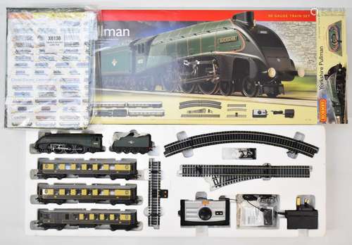 Hornby 00 gauge model railway Yorkshire Pullman train set, R...