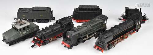 Five Continental HO or 00 gauge model railway locomotives co...