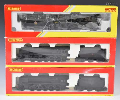 Three Hornby 00 gauge BR Class 9F model railway locomotives ...