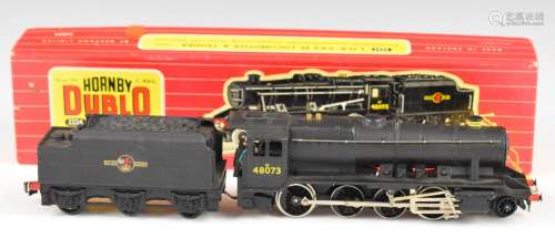 Hornby Dublo 00 gauge 2-rail LMR 2-8-0 Class 8F model railwa...