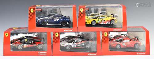 Five Carrera Evolution Ferrari model slot racing cars, all i...