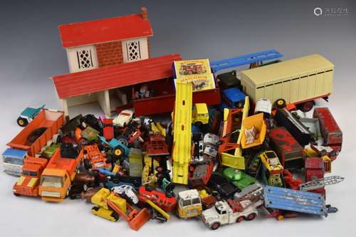 A large collection of Corgi, Matchbox and similar diecast mo...