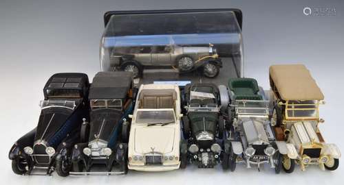 Seven Franklin Mint 1:24 scale diecast model vehicles compri...