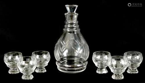 A FRENCH ART DECO DESIGN CLEAR GLASS DECANTER AND SIX GLASSE...
