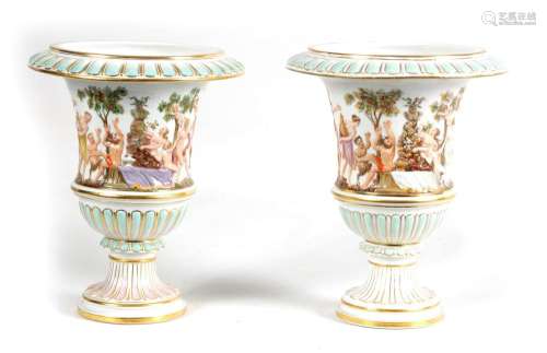 A PAIR OF MEISSEN CAMPANA SHAPED PEDESTAL VASES